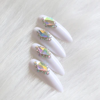 24pcs szuper hosszú hegyes ovális luxus művészeti szalon hamis nails crystal gyémánt fehér